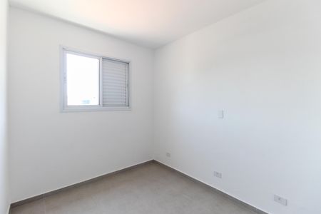 Quarto 1 de apartamento para alugar com 2 quartos, 42m² em Itaquera, São Paulo