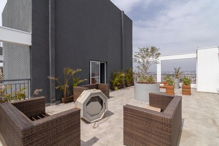 Apartamento à venda com 46m², 2 quartos e sem vagaÁrea comum