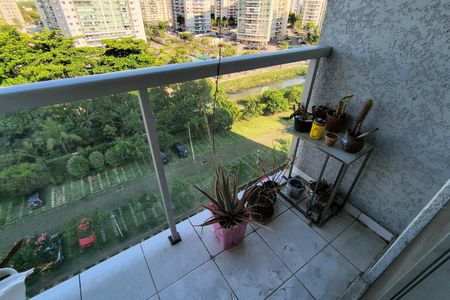 Varanda de apartamento para alugar com 2 quartos, 50m² em Recreio dos Bandeirantes, Rio de Janeiro