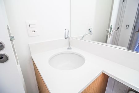Apartamento para alugar com 37m², 2 quartos e sem vaga Apartamento para alugar com 37m², 2 quartos e sem vagaBanheiro