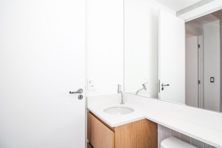 Apartamento para alugar com 37m², 2 quartos e sem vaga Apartamento para alugar com 37m², 2 quartos e sem vagaBanheiro