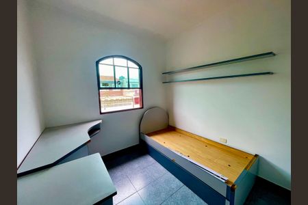 Casa à venda com 300m², 5 quartos e 4 vagasQuarto 2