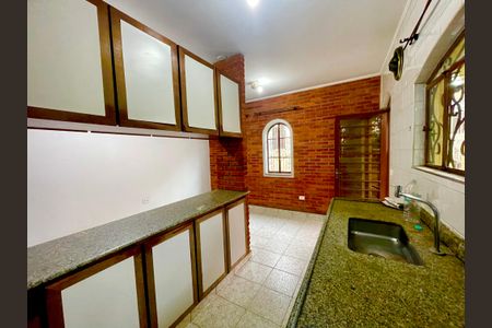 Casa à venda com 300m², 5 quartos e 4 vagasCozinha