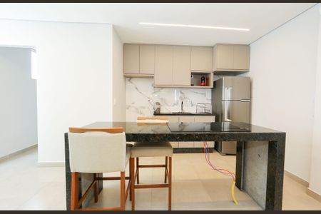 Apartamento à venda com 100m², 3 quartos e 2 vagasCOZINHA