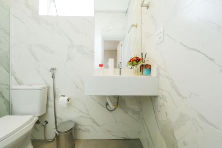 Apartamento à venda com 100m², 3 quartos e 2 vagasBANHEIRO2