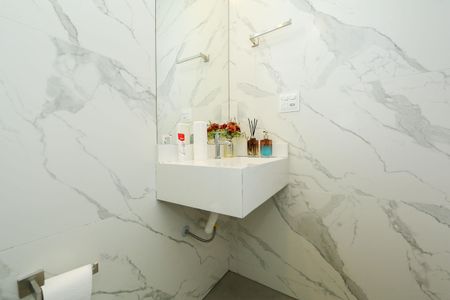 Apartamento à venda com 100m², 3 quartos e 2 vagasBANHEIRO2