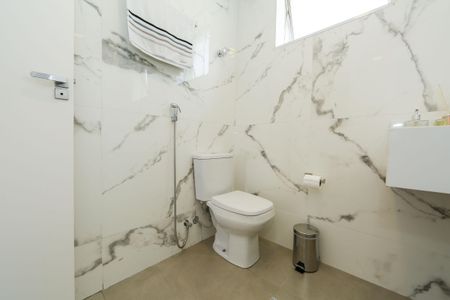 Apartamento à venda com 100m², 3 quartos e 2 vagasBANHEIRO1