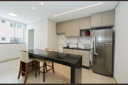 Apartamento à venda com 100m², 3 quartos e 2 vagasCOZINHA