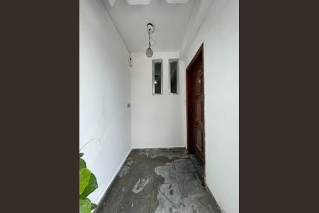 Casa para alugar com 80m², 1 quarto e 1 vagaEntrada
