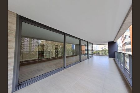 Apartamento à venda com 344m², 4 quartos e 5 vagas Apartamento à venda com 344m², 4 quartos e 5 vagasFoto 30