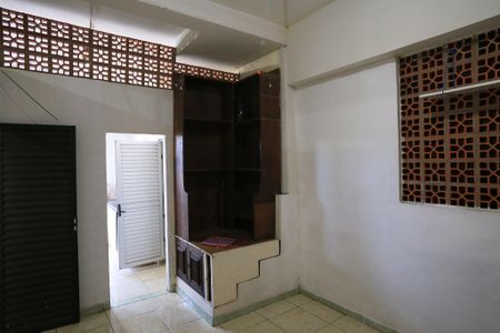 Sala de kitnet/studio para alugar com 1 quarto, 50m² em Floresta, Belo Horizonte