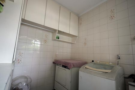 Casa à venda com 300m², 4 quartos e 4 vagasÁrea de Serviço