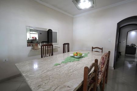 Casa à venda com 300m², 4 quartos e 4 vagasSala de Jantar