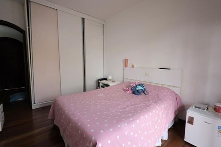 Casa à venda com 300m², 4 quartos e 4 vagasQuarto 1