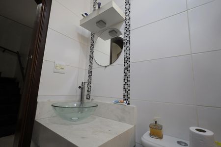 Casa à venda com 300m², 4 quartos e 4 vagasBanheiro