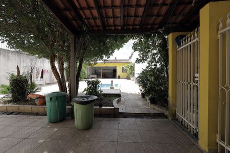 Casa à venda com 300m², 4 quartos e 4 vagasQuintal e Piscina