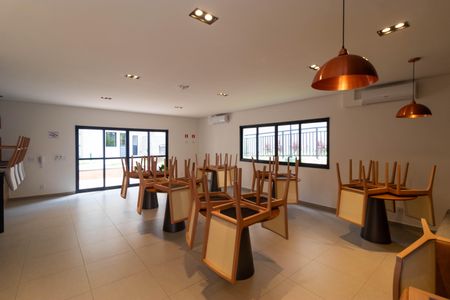 Apartamento para alugar com 47m², 2 quartos e 1 vagaÁrea comum - Salão de festas