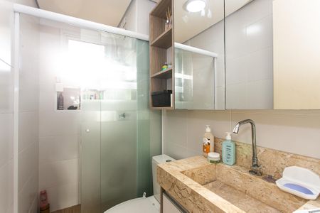 Banheiro de apartamento à venda com 2 quartos, 38m² em Penha de França, São Paulo