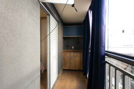 Varanda e Área de Serviço  de apartamento à venda com 2 quartos, 38m² em Penha de França, São Paulo