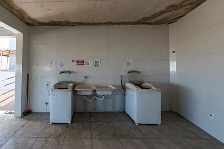 Studio para alugar com 20m², 1 quarto e sem vaga Studio para alugar com 20m², 1 quarto e sem vagaLavanderia