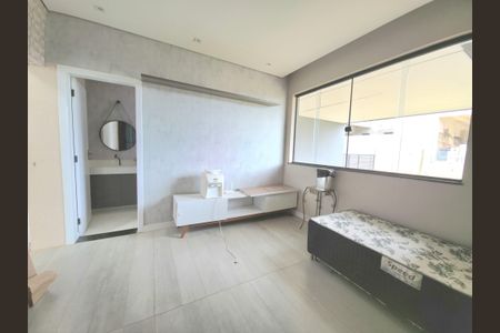 Casa de condomínio para alugar com 250m², 4 quartos e 3 vagasSuite 1