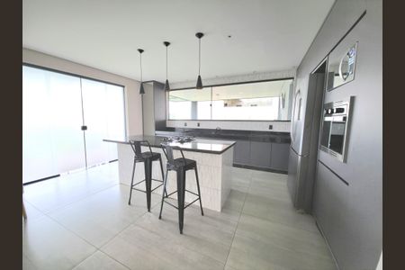 Cozinha - Armários de casa de condomínio para alugar com 3 quartos, 250m² em Condomínio Gran Royalle , Lagoa Santa