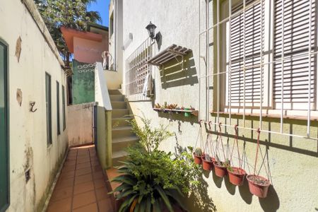 Casa para alugar com 190m², 2 quartos e 1 vaga Casa para alugar com 190m², 2 quartos e 1 vagaQuintal