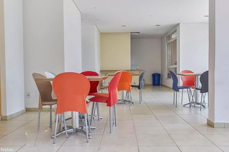 Apartamento para alugar com 65m², 2 quartos e 1 vagaÁrea comum - Salão de festas