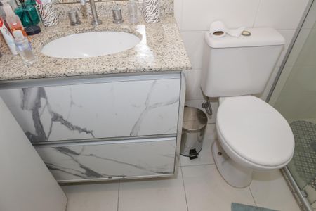 Banheiro da Suíte de apartamento para alugar com 2 quartos, 65m² em Barra Funda, São Paulo