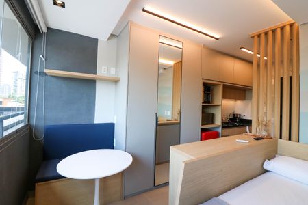 Kitnet/Studio para alugar com 1 quarto, 22m² em Jardim das Acacias, São Paulo