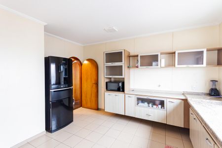 Apartamento para alugar com 139m², 3 quartos e 2 vagas Apartamento para alugar com 139m², 3 quartos e 2 vagasCozinha