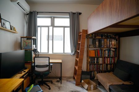 Sala/Quarto de kitnet/studio para alugar com 1 quarto, 33m² em Centro, Niterói