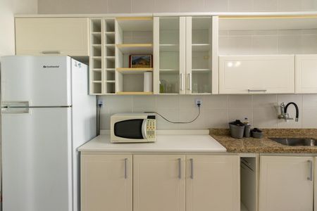 Apartamento para alugar com 67m², 2 quartos e 1 vagaDetalhe da cozinha