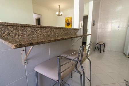 Apartamento para alugar com 67m², 2 quartos e 1 vagaDetalhe da cozinha