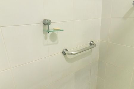 Apartamento para alugar com 67m², 2 quartos e 1 vagaDetalhe do banheiro social