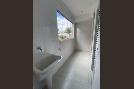 Casa à venda com 130m², 4 quartos e 3 vagas