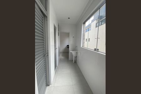 Casa à venda com 130m², 4 quartos e 3 vagas