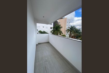 Casa à venda com 130m², 4 quartos e 3 vagas