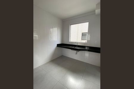 Casa à venda com 4 quartos, 130m² em Liberdade, Belo Horizonte