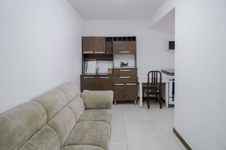 Studio para alugar com 30m², 1 quarto e sem vaga Studio para alugar com 30m², 1 quarto e sem vagaSala