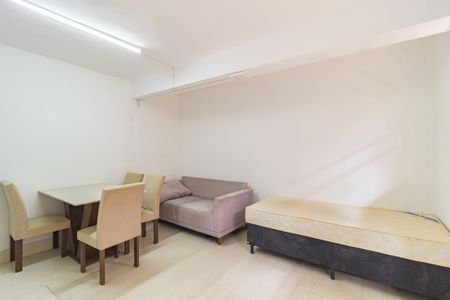 Quarto de kitnet/studio para alugar com 1 quarto, 30m² em Vila Oratorio, São Paulo