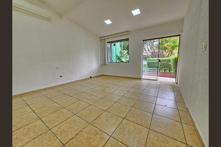 Casa para alugar com 900m², 5 quartos e 5 vagasQuarto 3