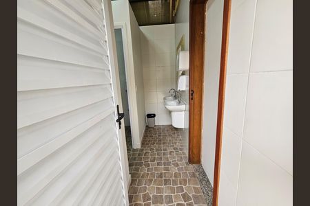 Casa para alugar com 900m², 5 quartos e 5 vagasBanheiro
