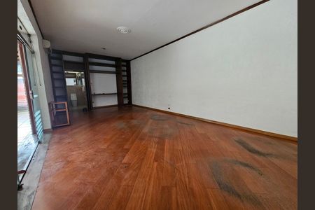 Casa para alugar com 900m², 5 quartos e 5 vagasSala 1