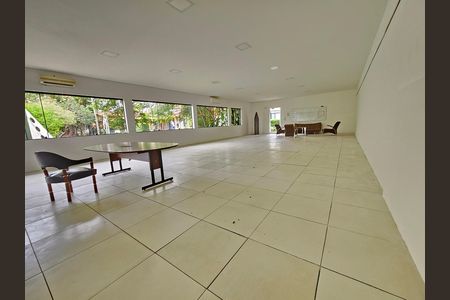 Casa para alugar com 900m², 5 quartos e 5 vagasSalão de Festas