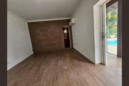 Casa para alugar com 900m², 5 quartos e 5 vagasSuíte 1