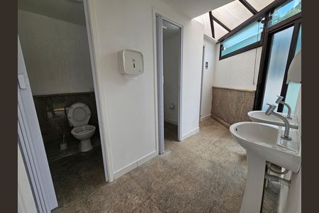 Casa para alugar com 900m², 5 quartos e 5 vagasBanheiro da Suíte 2