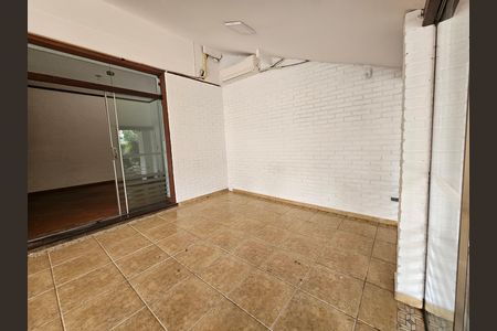 Casa para alugar com 900m², 5 quartos e 5 vagasSala 1