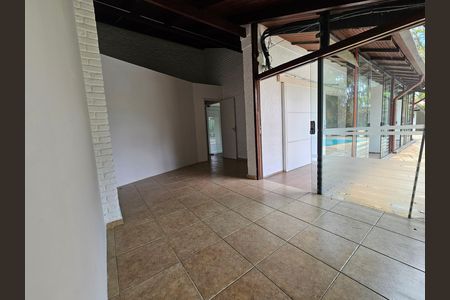 Casa para alugar com 900m², 5 quartos e 5 vagasSala 3