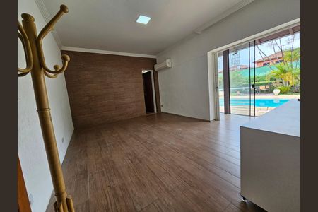 Casa para alugar com 900m², 5 quartos e 5 vagasSuíte 1